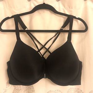 Black Front Closure Criss Cross Strap Bra